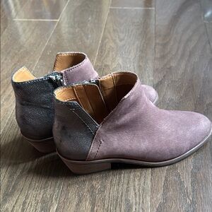 Frye & Co brown and gunmetal booties EUC 6M